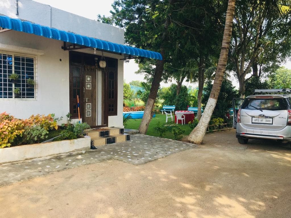 Open Field Villa, private farmhouse in Aziz Nagar, Moinabad