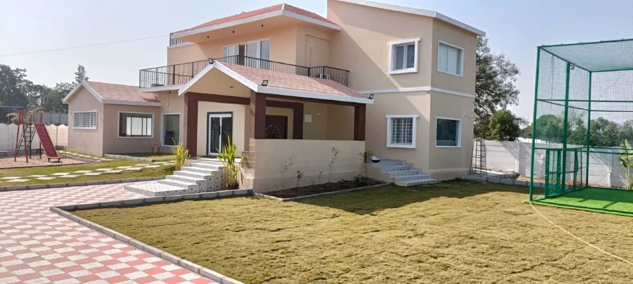 Aura villa with Box Cricket, private farmhouse in Tolkatta, Moinabad