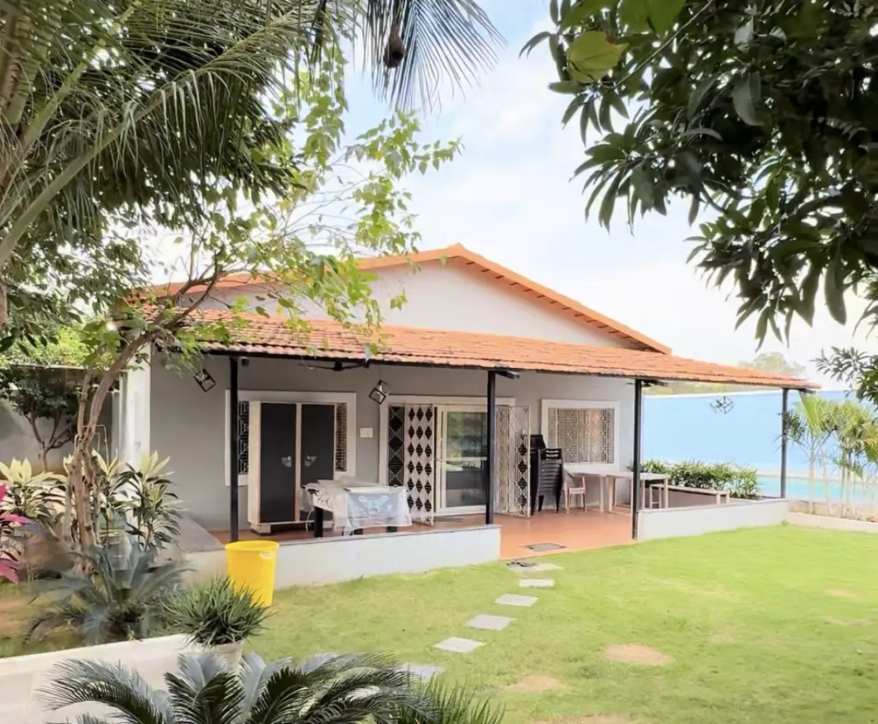 Sunny Cliff Farmhouse, private farmhouse in Nazeeb Nagar, Moinabad