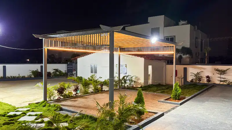 Outdoor sit-out at Happy Shire Farmhouse, Yethbarpally, Moinabad